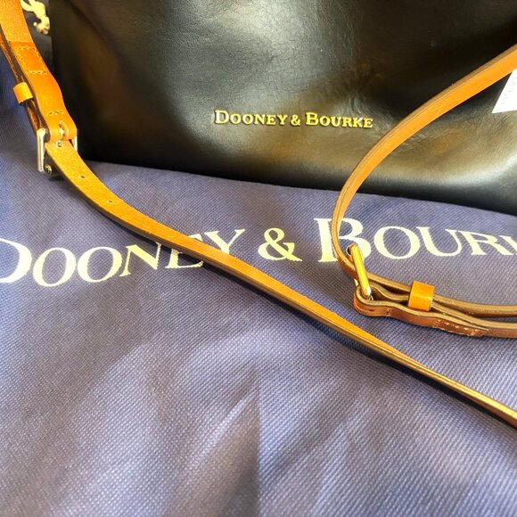 Dooney & Bourke Black Leather Shoulder/Handbag with Gold Trim NWT Dust Bag - Picture 12 of 12